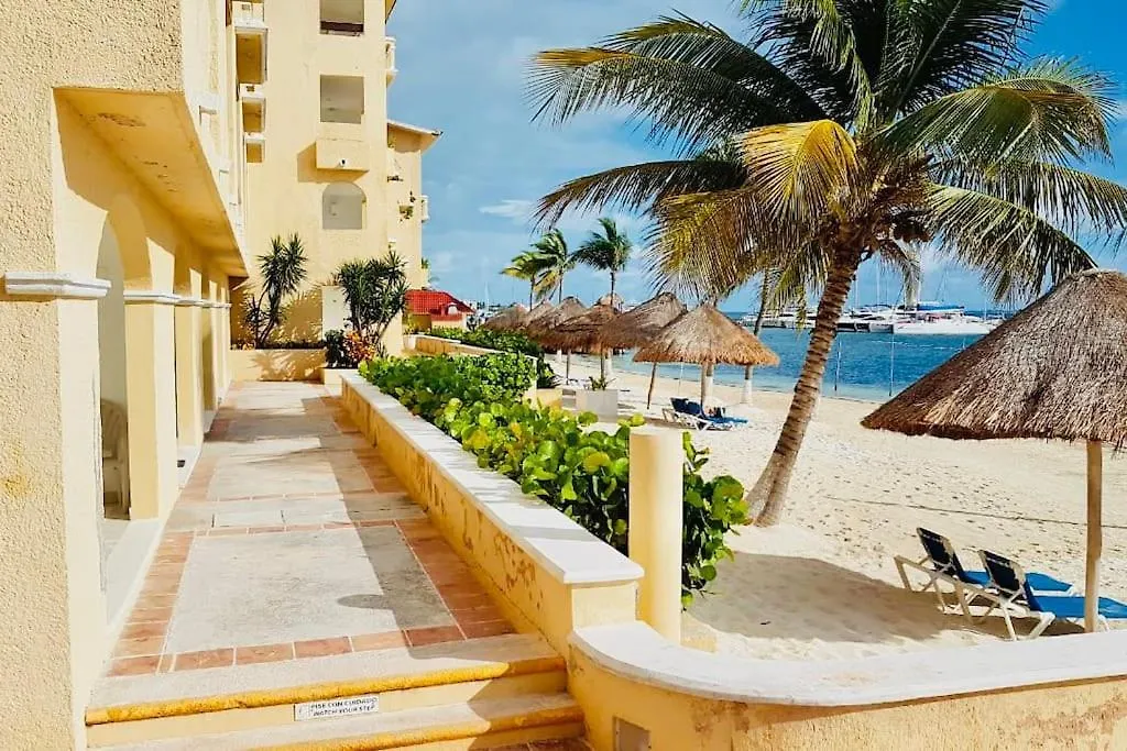 Punta Me Apartment Beach Front In The Hotel & Waterpark Cancun 0*,  Mexico