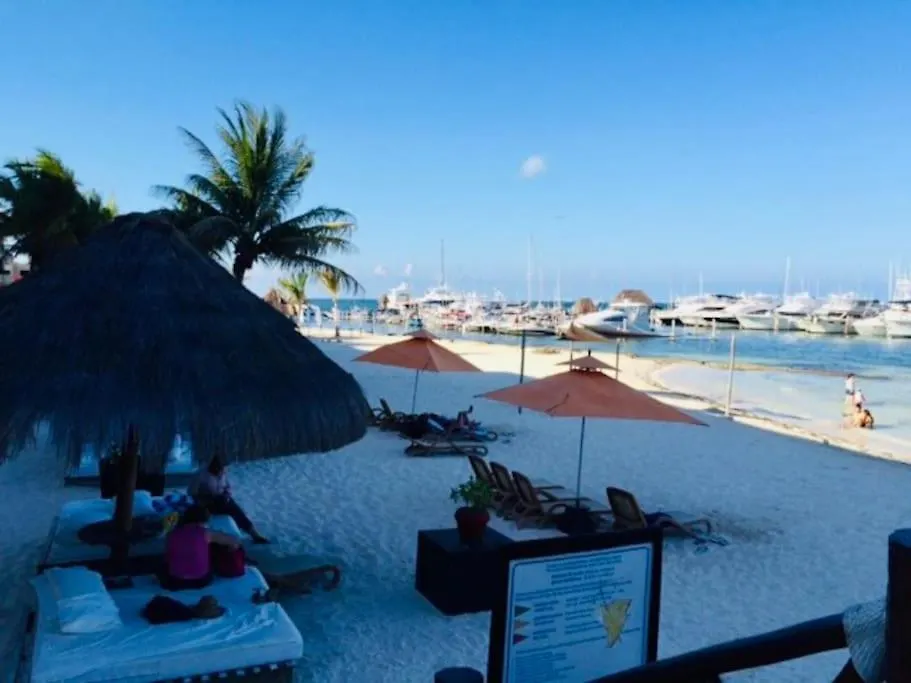 Punta Me Apartment Beach Front In The Hotel & Waterpark Cancun